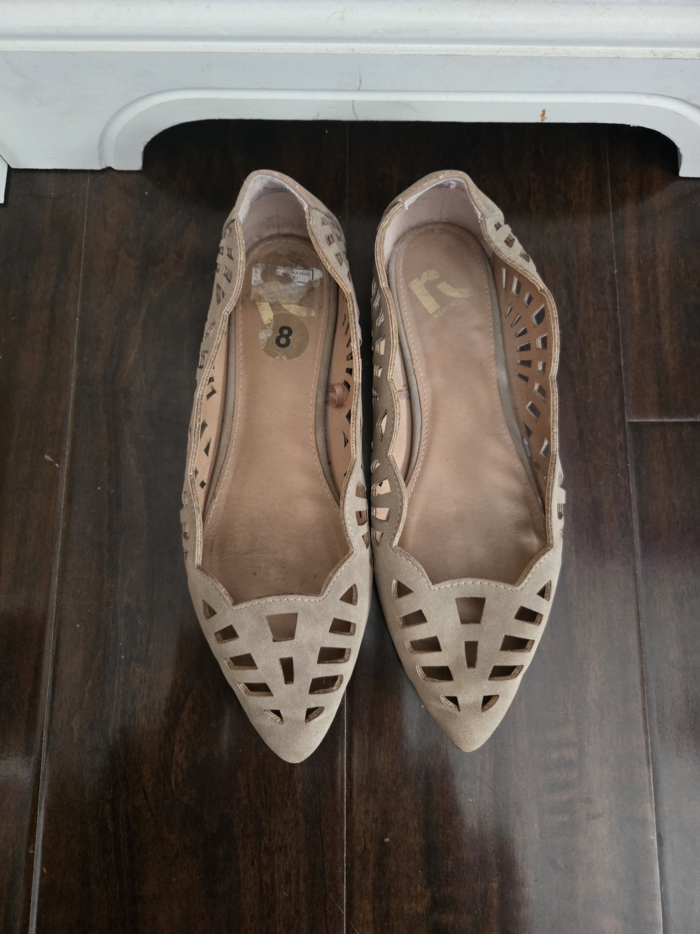 Report Tan Laser-Cut Pointed Toe Flats Size 8